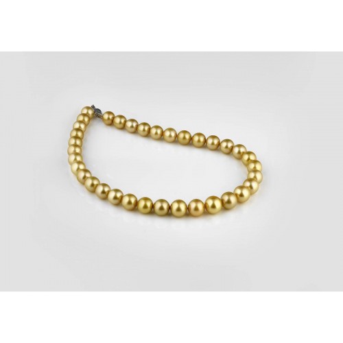 35 south sea gold pearls...